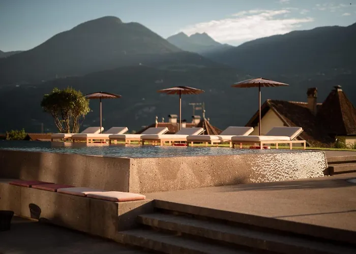 Muchele Boutique Hotel Postal / Burgstall