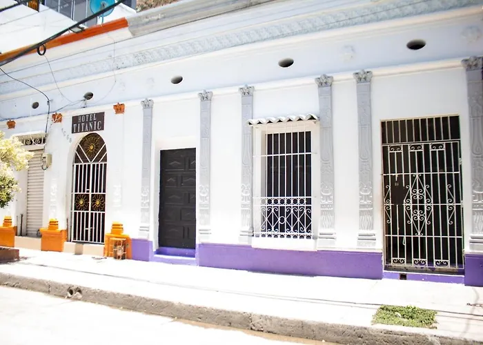 Hotel Titanic Inn Santa Marta 
