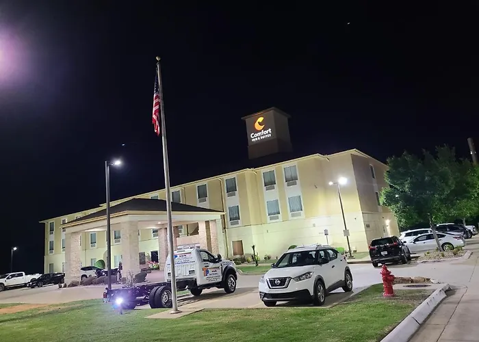 Comfort Inn & Suites Van Buren - Fort Smith