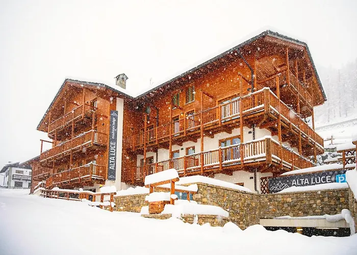 Alta Luce Mountain Lodge Gressoney-la-Trinité