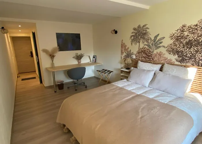 Bubble rooms Chambres confortables en plein centre de Dieulefit