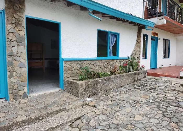 Hosteria Puerta del Nus Cisneros