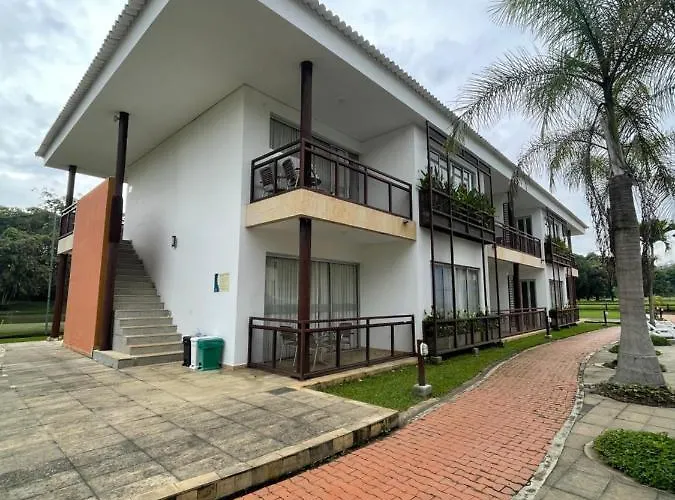 Lake House Resort Country Club & Spa