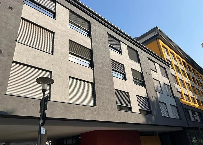 Aparthotel YUGOGO PELLICO 8 Trento Centro