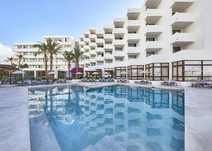 Hotel Tres Torres