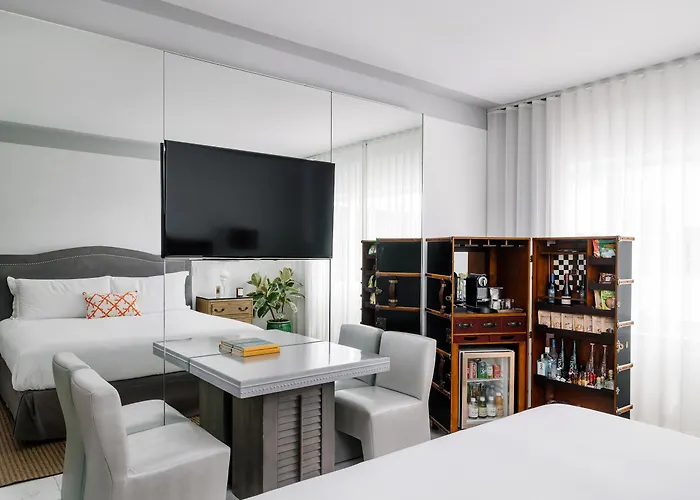Nautilus Sonesta Miami Beach