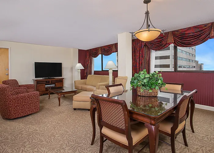 Crowne Plaza Downtown University By Ihg