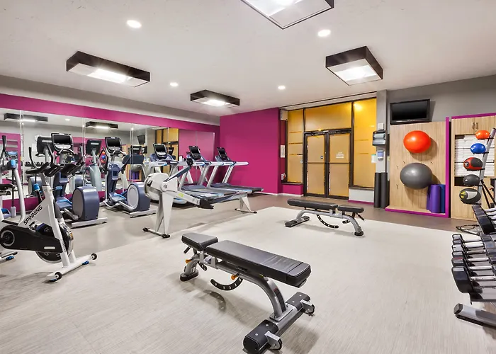 Crowne Plaza Columbus North - Worthington By Ihg