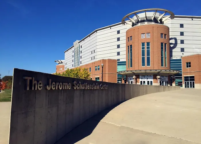 Holiday Inn Express Hotel & Suites Ohio State University- Osu Medical Center By Ihg