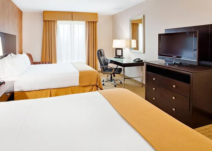Holiday Inn Express & Suites By Ihg