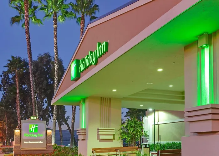 Holiday Inn Hotel & Suites Anaheim By Ihg