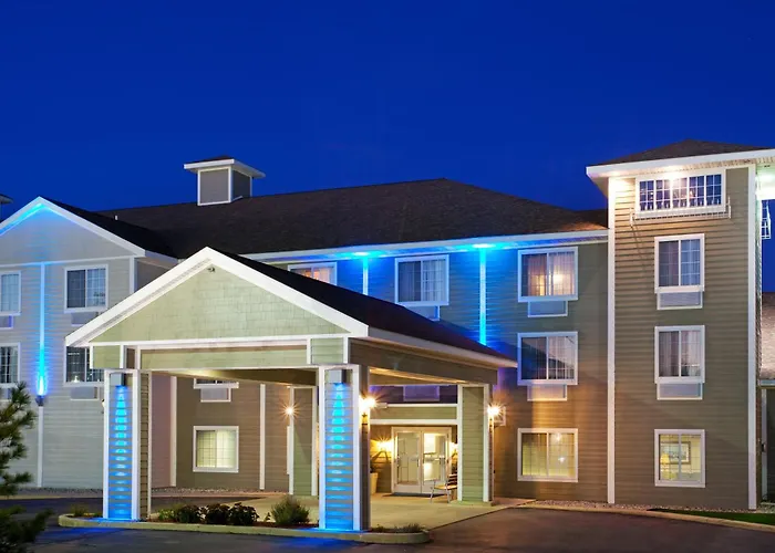 Holiday Inn Express & Suites New Buffalo, Mi By Ihg