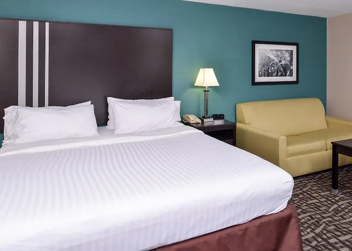 Holiday Inn Express Hotel & Suites Youngstown - North Lima/Boardman By Ihg