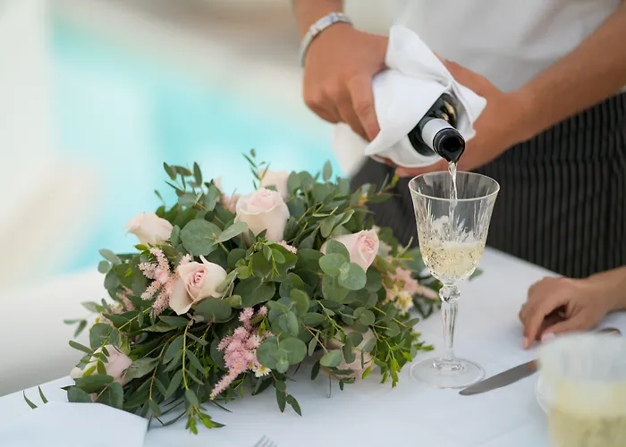 Athina Luxury Suites