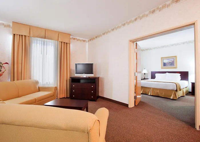 Holiday Inn Express Hotel & Suites Hiawassee By Ihg