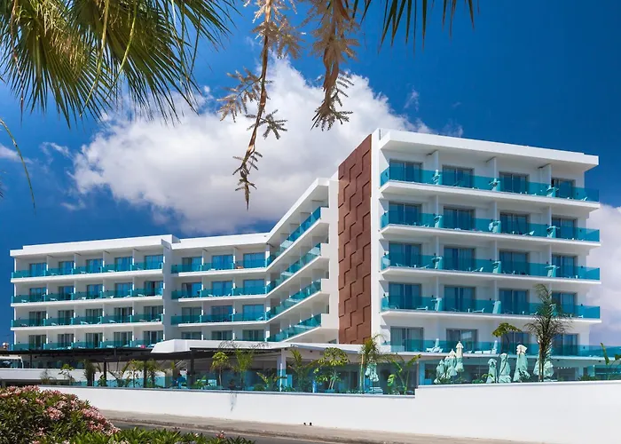 The Blue Ivy Hotel & Suites (Adults Only)