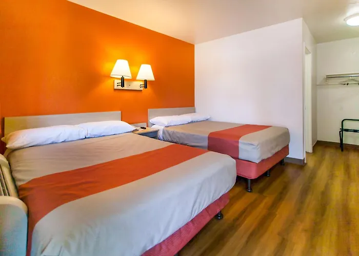 Motel 6-, Ca - Los Angeles