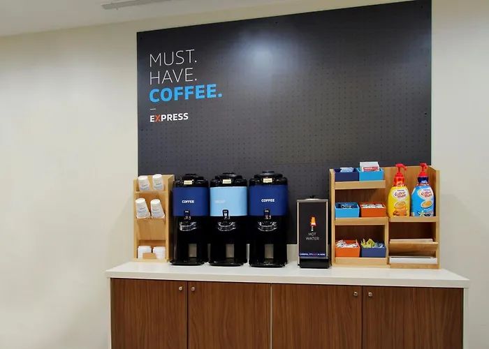 Holiday Inn Express By Ihg