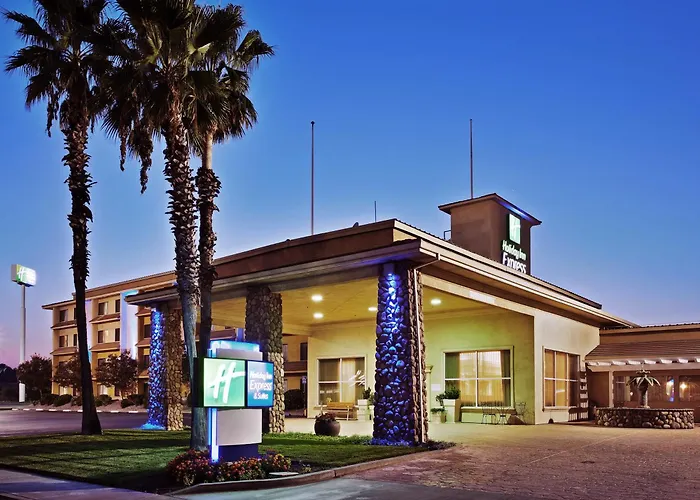 Holiday Inn Express By Ihg