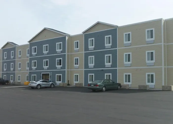 Ramada By Wyndham Williston