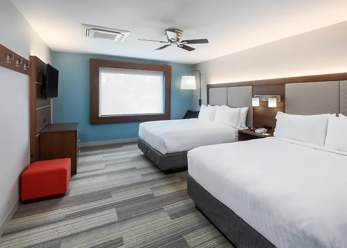 Holiday Inn Express & Suites Southwest By Ihg