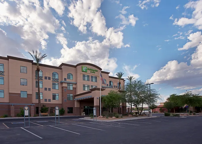 Holiday Inn & Suites Goodyear - West Phoenix Area By Ihg