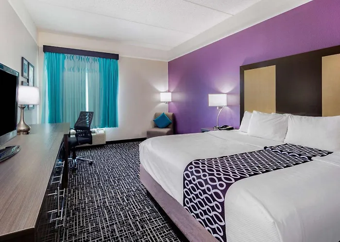 La Quinta By Wyndham Mission At West Mcallen