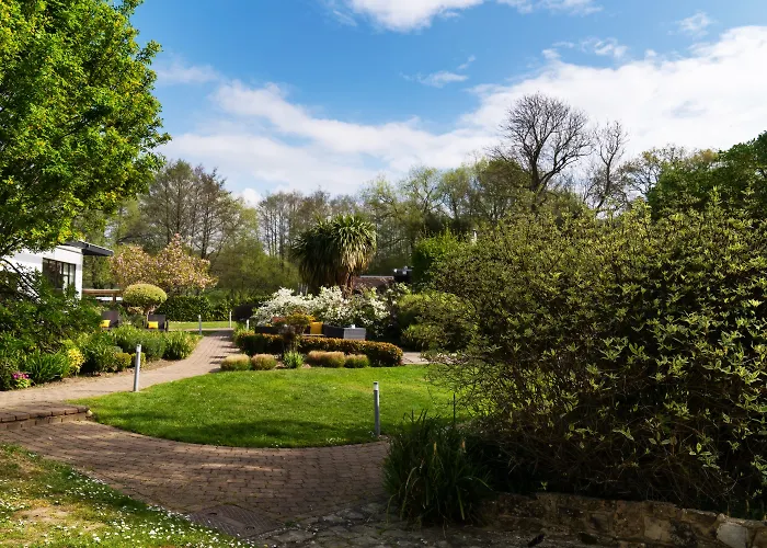 Elite Venue Selection Felbridge - Gatwick