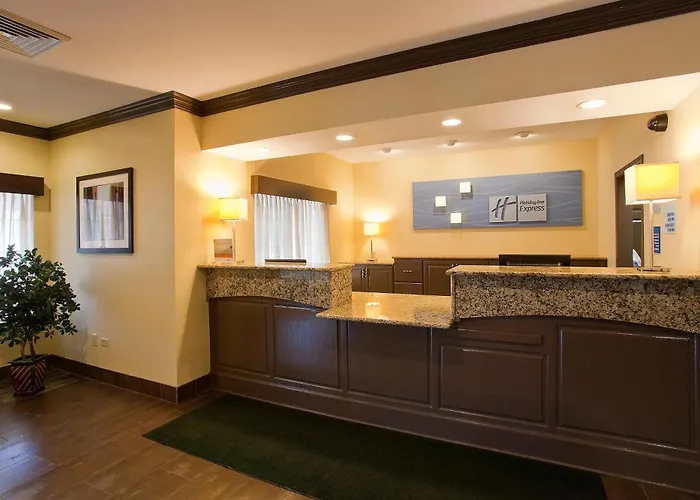 Holiday Inn Express & Suites Chicago Deerfield Lincolnshire By Ihg
