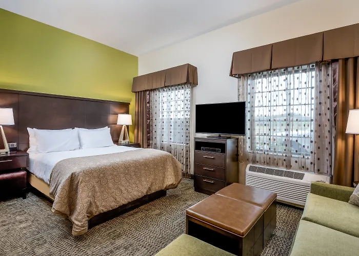 Staybridge Suites Eau Claire - Altoona By Ihg