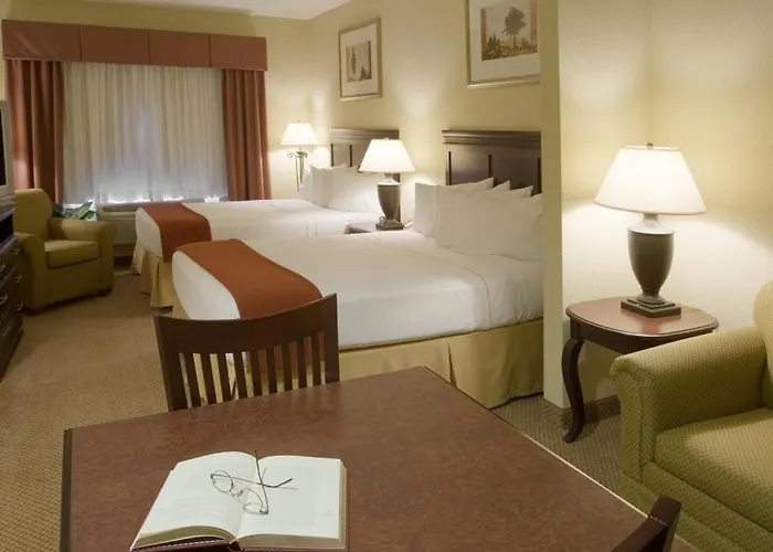 Holiday Inn Express Hotel & Suites Lucedale By Ihg