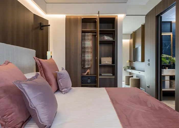 We Me Suite Hotel