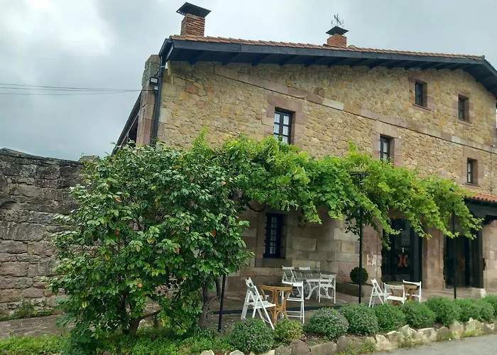 Hotel El Nogal De Quijas