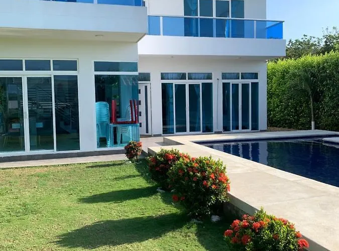 Casa Mandalay hotel Juan de Acosta