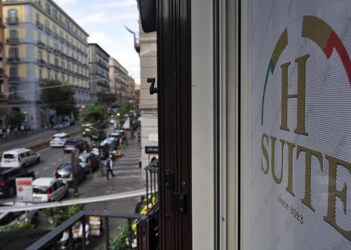 Hsuite