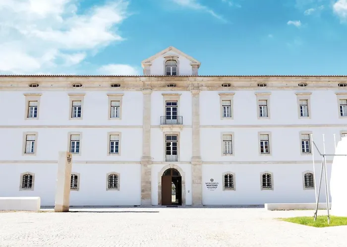 Montebelo Mosteiro de Alcobaça Historic Hotel