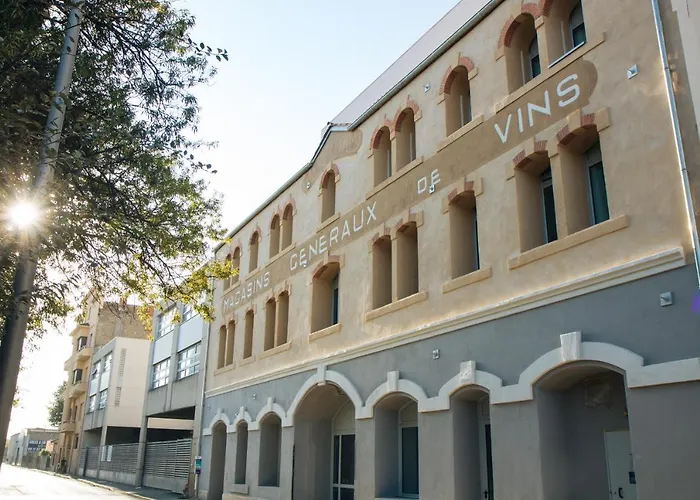 Twenty Business Flats Beziers