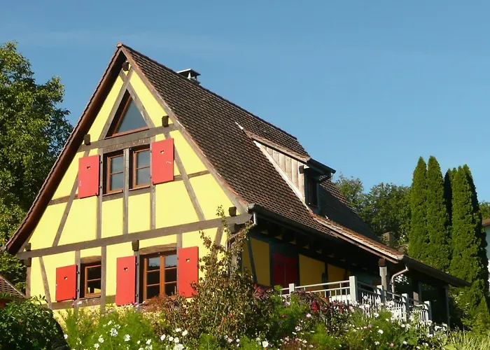 La Pomme De Pin