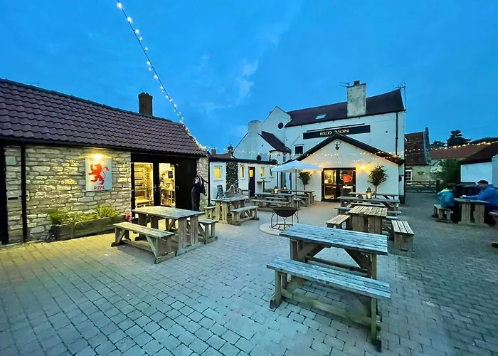 The Little Lion Inn, Red Lion