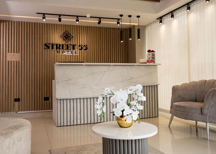 Street 55 Hotel