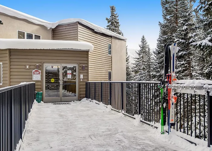 Iron Horse Resort D3084