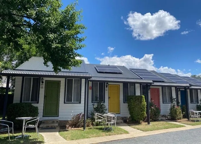 Canberra Ave Villas