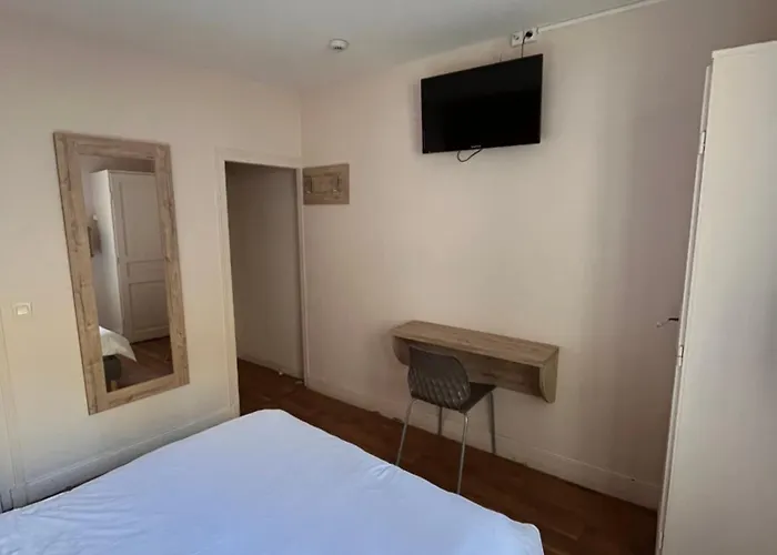 Hotel Le D'artagnan Vic-Fezensac