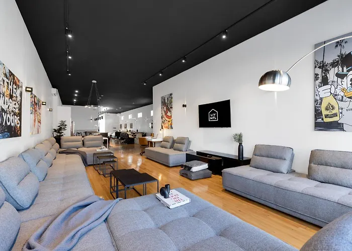 Liv Mtl Plaza