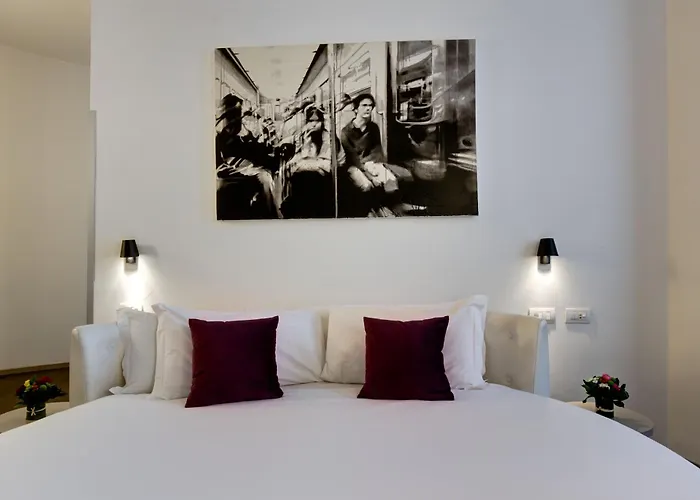 V Collection Piazza Farnese Luxury Suites