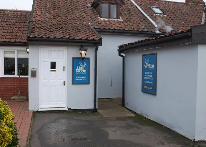 The Half Moon Inn Rushall Ip21 4Qd