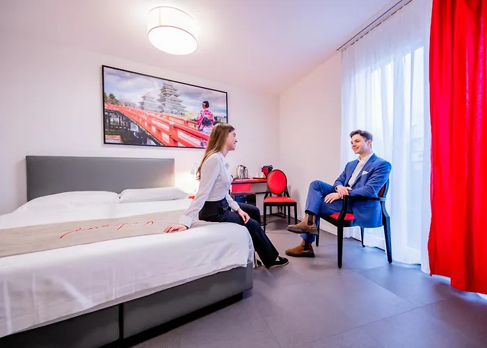 "The Freddie Mercury" Hotel Montreux