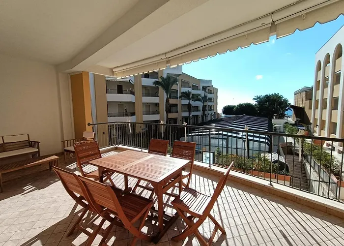 Residence Rosa Virginia Fronte Mare by Salentoville Gallipoli