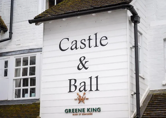 Castle And Ball By Greene King Inns