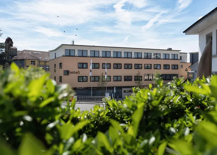 B-Smart Hotel Schoenenwerd